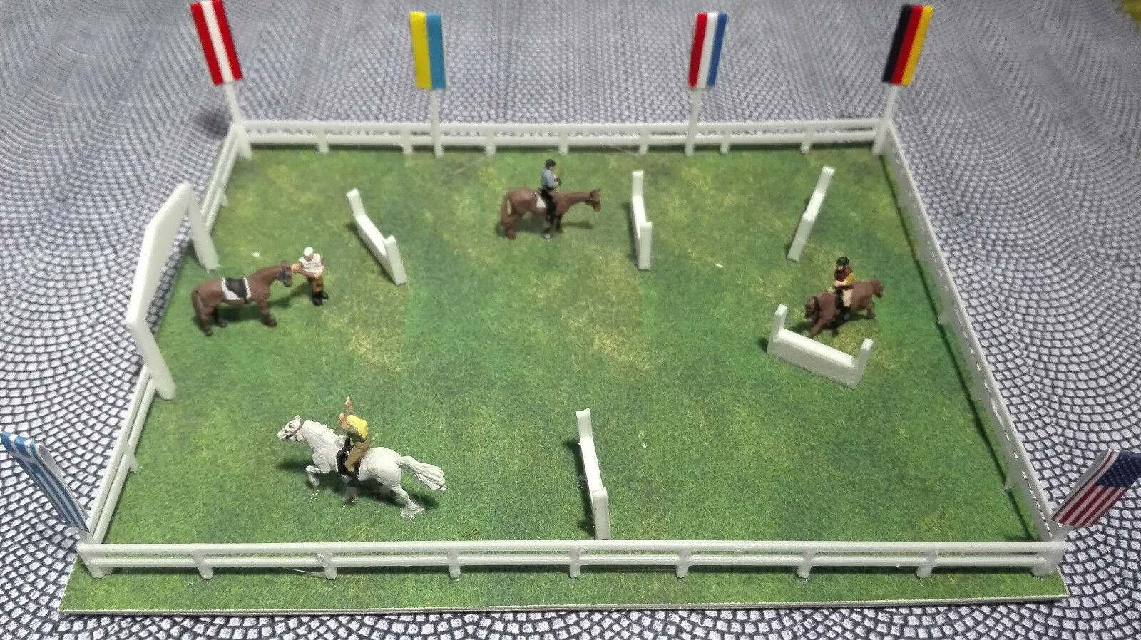 Reitturnier Platz | Springreiter-Veranstaltung | Spur N 1:160 | Bausatz