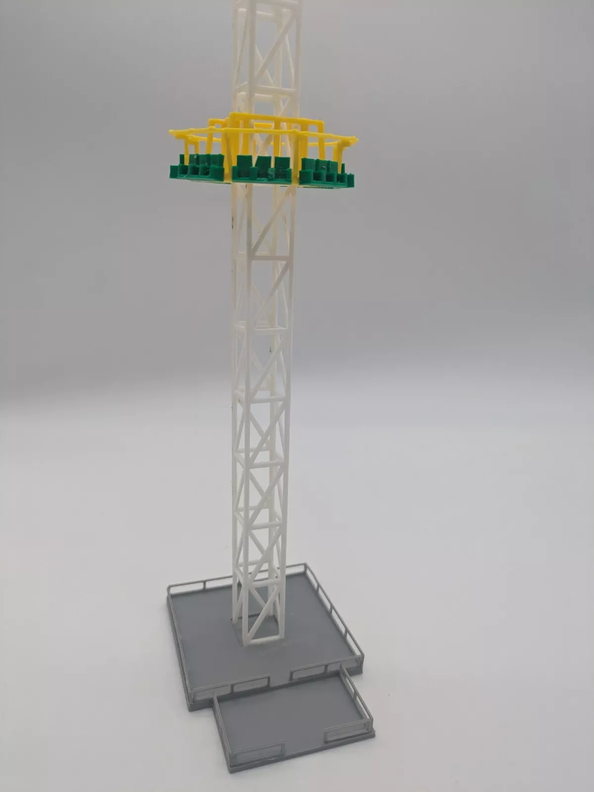 Freifallturm| Kirmes | Bausatz | Rummel | Volksfest | Fahrgeschäft Spur N