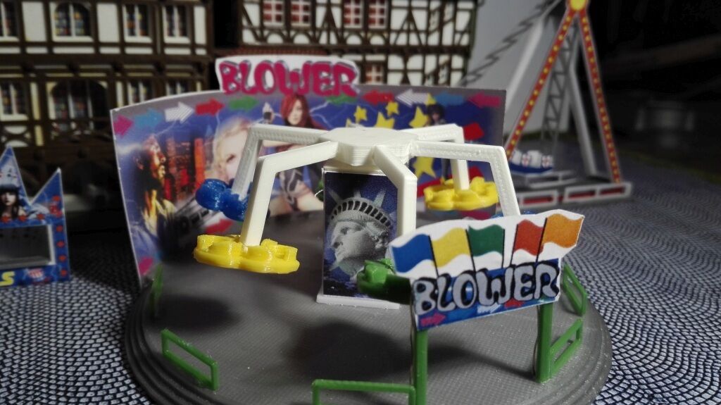 Spur N | Blower | LED | beleuchtet | Kirmes | mit Motor | Fahrgeschäft Karussell