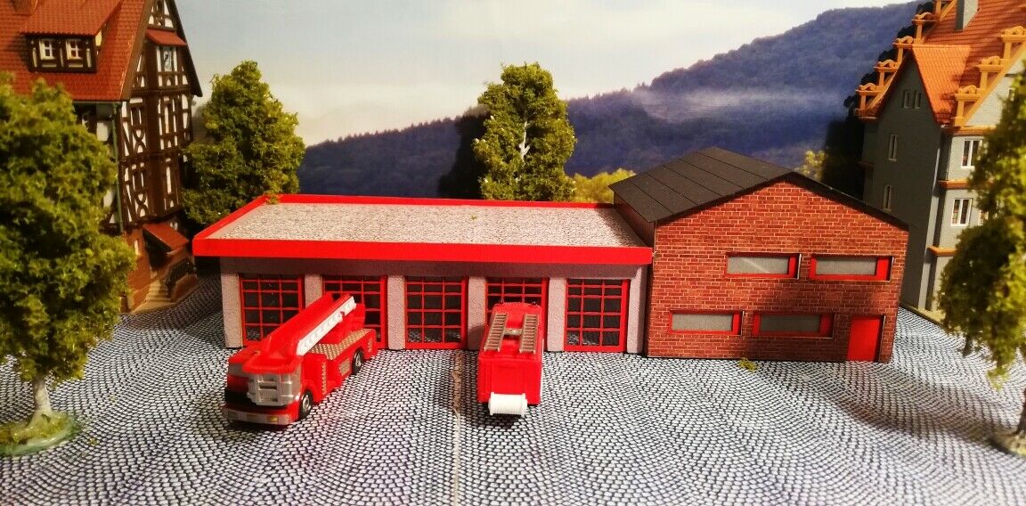 Feuerwehr mit Verwaltung | Bausatz | Spur N | 1:160 Lasercut | Feuerwache